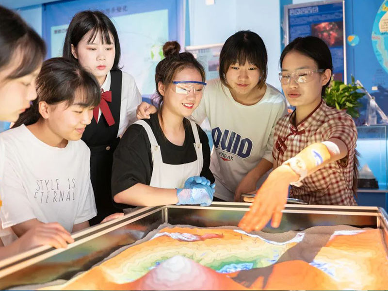 礼泉数字化地理实验室